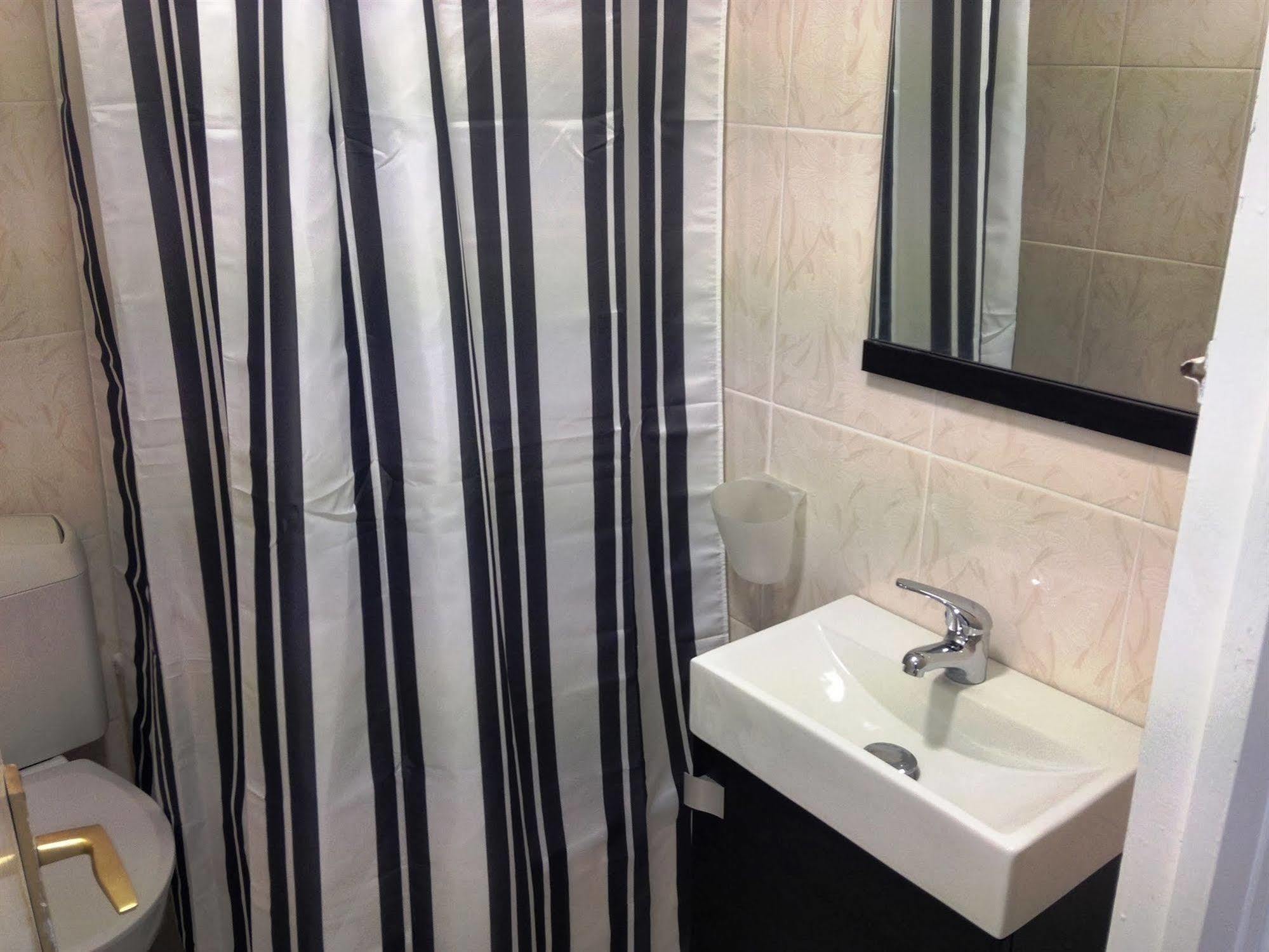 Apartamentos Ar Enjoy Bellavista Lloret de Mar Luaran gambar