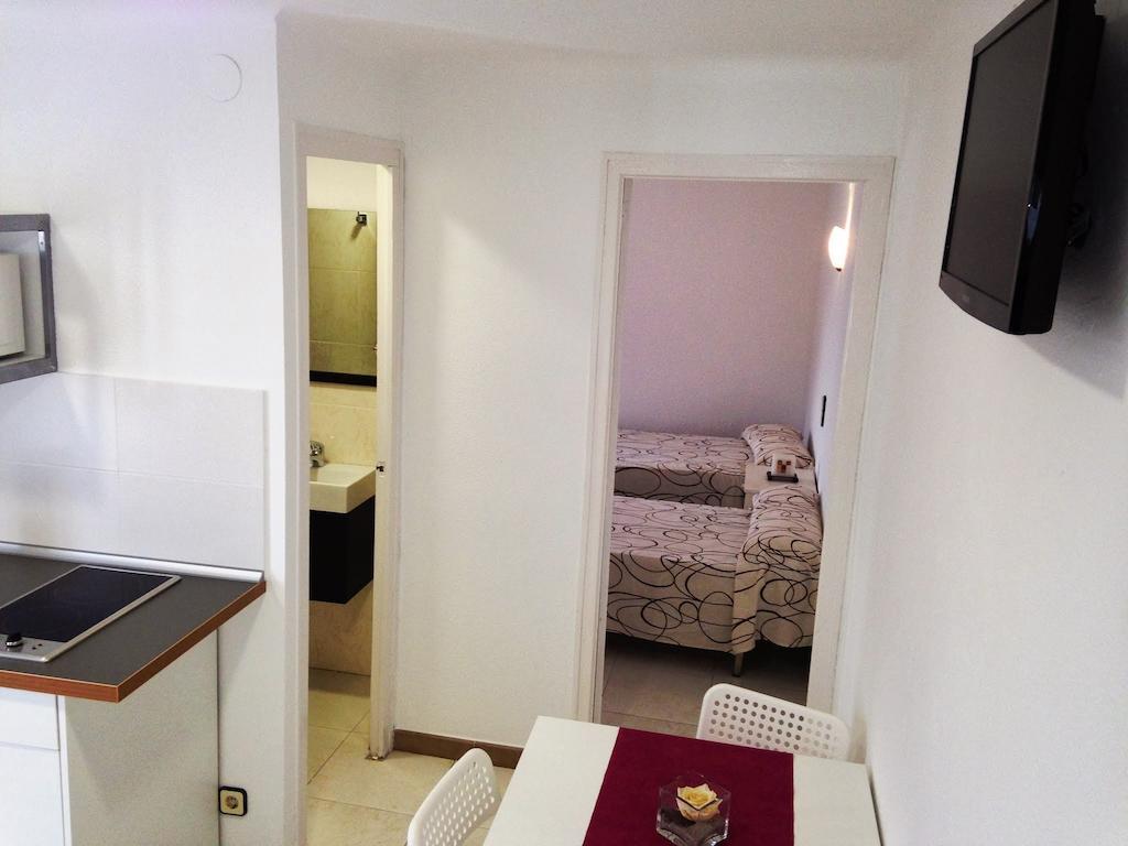 Apartamentos Ar Enjoy Bellavista Lloret de Mar Luaran gambar